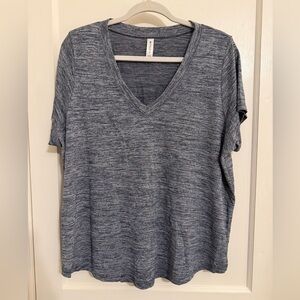 Athleta Breezy Scoop V-Neck Tee Heather Grey